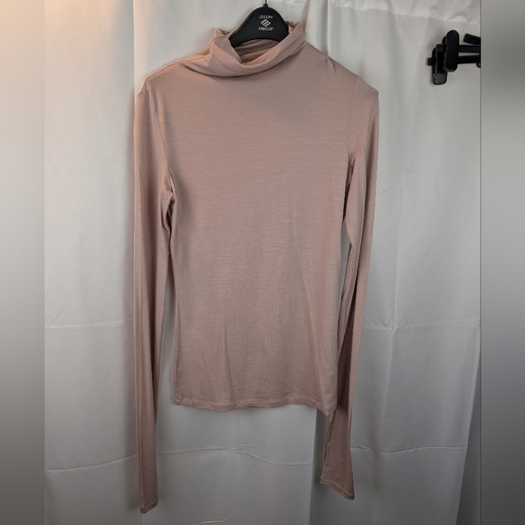 Maison Martin Margiela Tops - Maison Martin Margiela Women's Pink Turtleneck Top Size XL In GUC